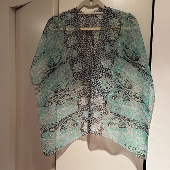 Vintage Eli Tahari Strapless Silk Top with matching Short Pancho - Picture 9 of 12